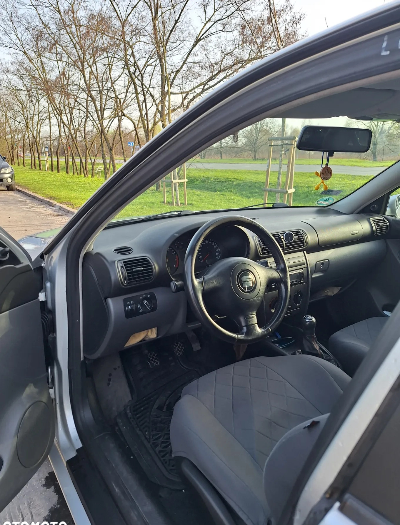 Seat Leon cena 6500 przebieg: 310000, rok produkcji 2002 z Warszawa małe 16